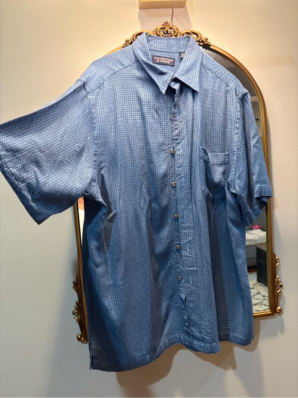 Roundtree & Yorke Short-Sleeve Blue Button-Down Shirt